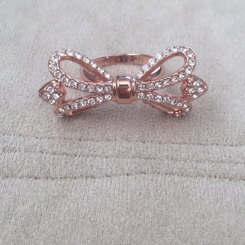 Ted Baker Pave Bow Ring M/L In Rose Gold